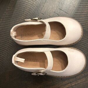 Old Navy Taupe Dress Shoes - 7C
